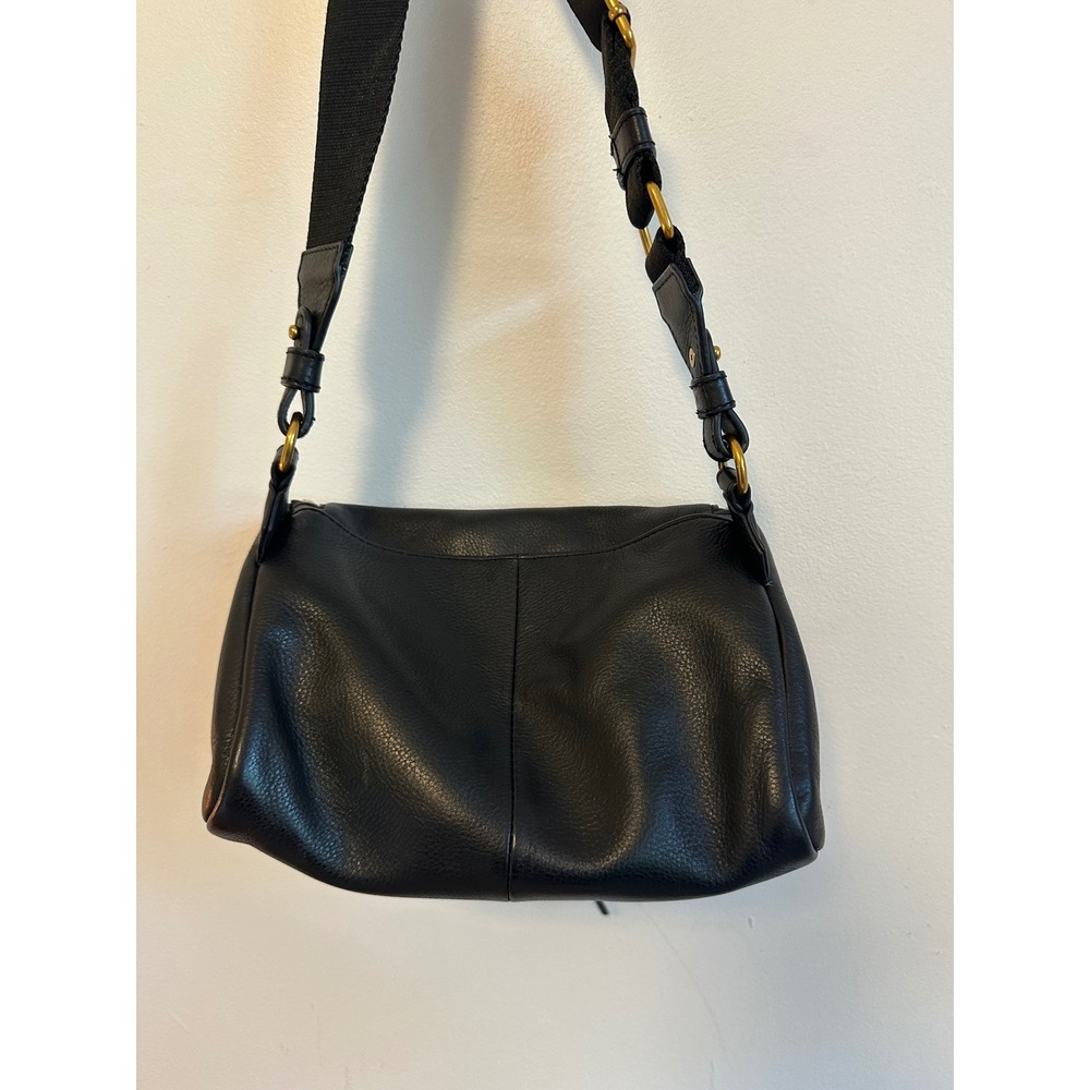 Hobo Fern Large Leather Sling Belt Bag in Black - Picture 4 of 8